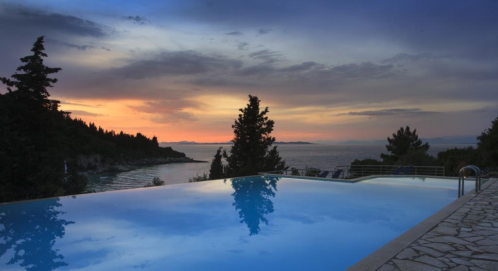 Glyfada Beach Villas Longos  Экстерьер фото