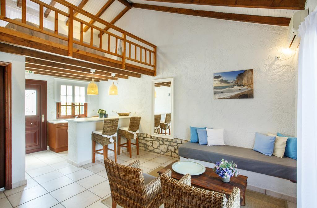 Glyfada Beach Villas Longos  Номер фото