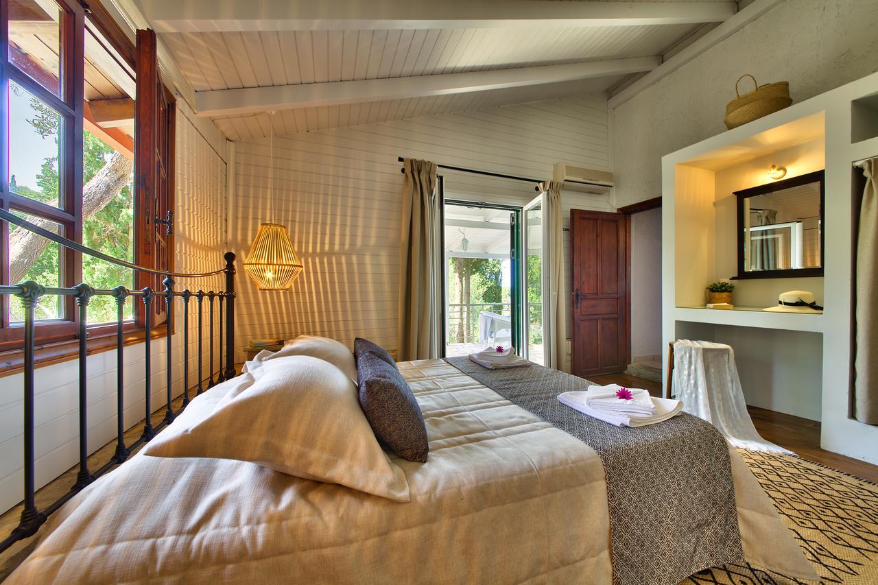 Glyfada Beach Villas Longos  Экстерьер фото
